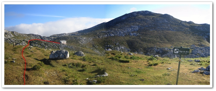 Vega de Ario con el refugio al fondo